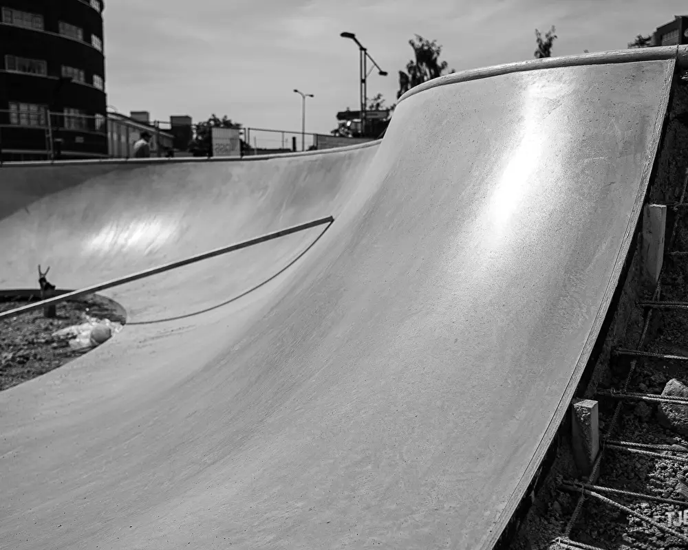 Skatepark Hengelo Nine Yards Skateparks Quarter pipe Bowl sectie Centraal Station